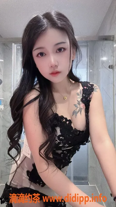 成都楼凤-成都曼曼，20岁，身高162，服务型嫩妹