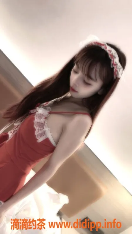 深圳楼凤-龙华依儿，163cm C杯，1200元体验