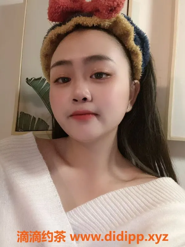 南京楼凤-秦淮佳佳，175高挑美女，600p服务推荐