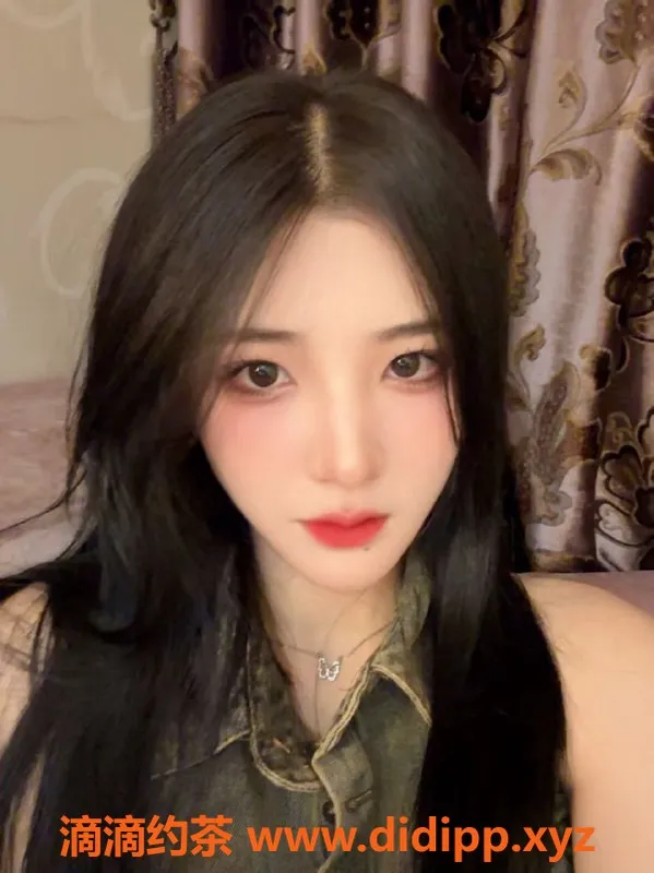 上海楼凤-闵行甜儿，21岁可爱嫩妹，36C身材，超值服务