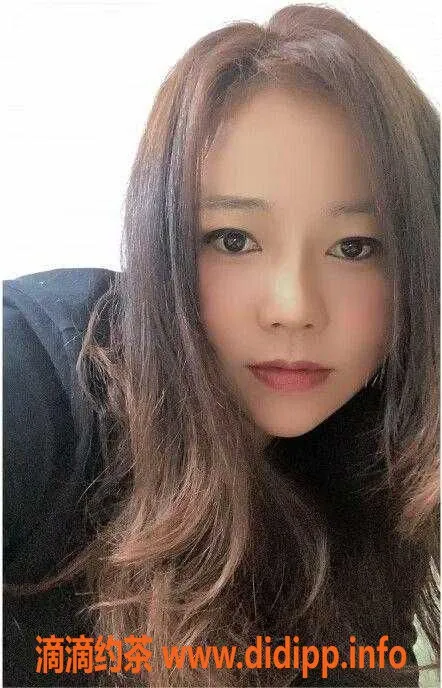 广州楼凤-海珠风骚璐璐：27岁163cm，快餐288元起