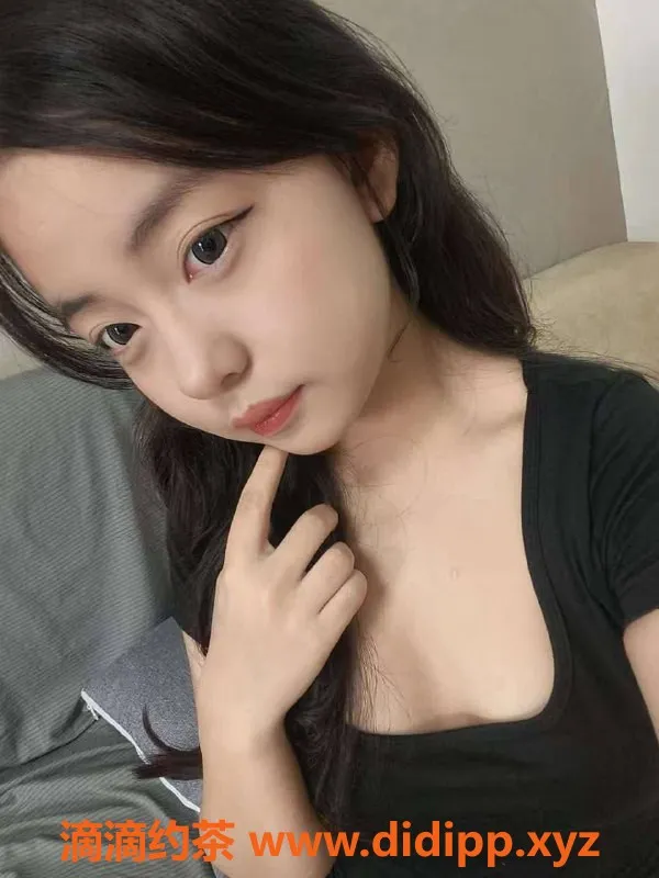 南京楼凤-秦淮区沐沐，160身高，18岁清纯妹子等你约！