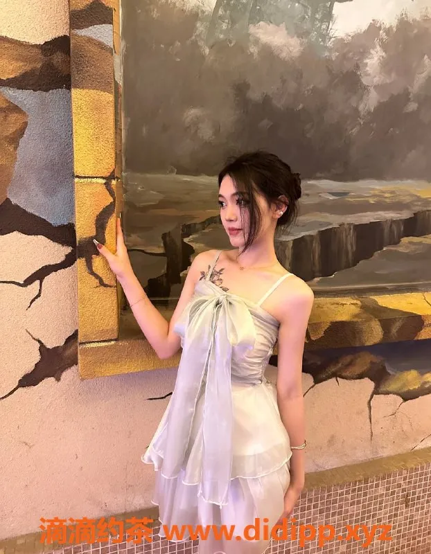 深圳楼凤-深圳南山嫩妹唇子，18岁166b只需1000p