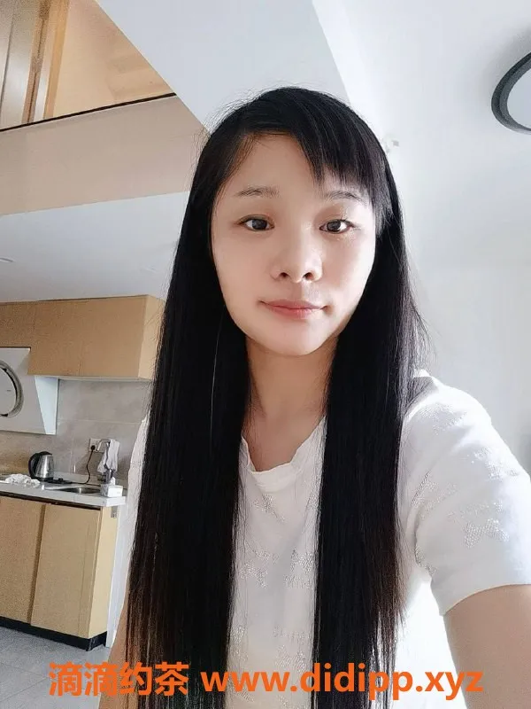 广州楼凤-天河少妇李娟，69p热情服务，600起