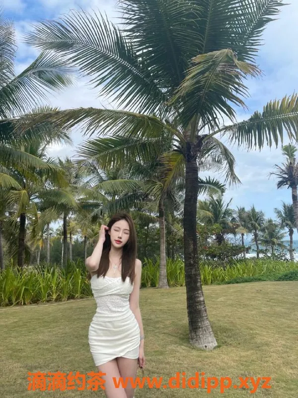 上海楼凤-上海小六六，天然C胸围，甜美迷人，22岁