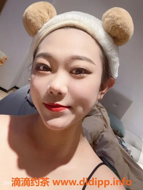 杭州上门服务-姐妹花蓝蓝白白，SM双飞服务，24岁起！