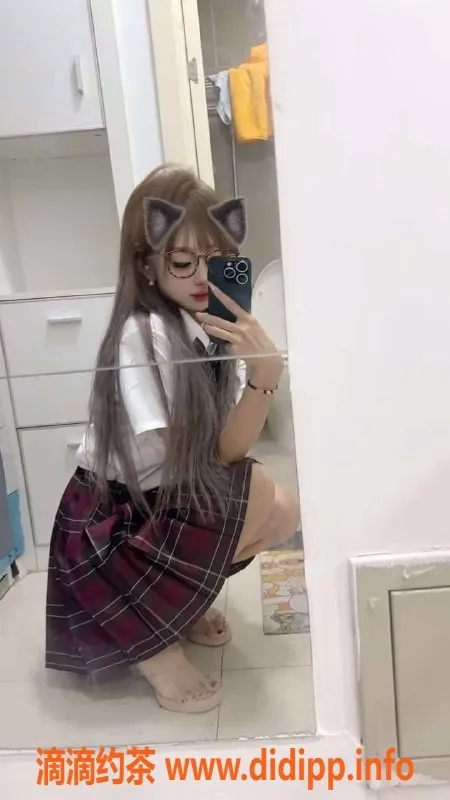 北京上门服务-百子湾点点，165娇小萝莉，超温柔服务