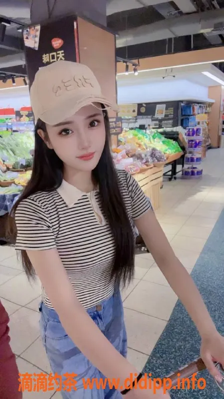 深圳楼凤-南山莎莎，服务超值，900p起步