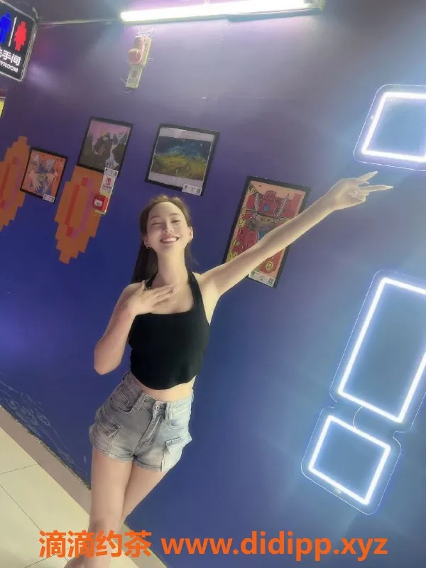 深圳楼凤-龙岗晚柠 166cm C杯 2001年 客户热赞