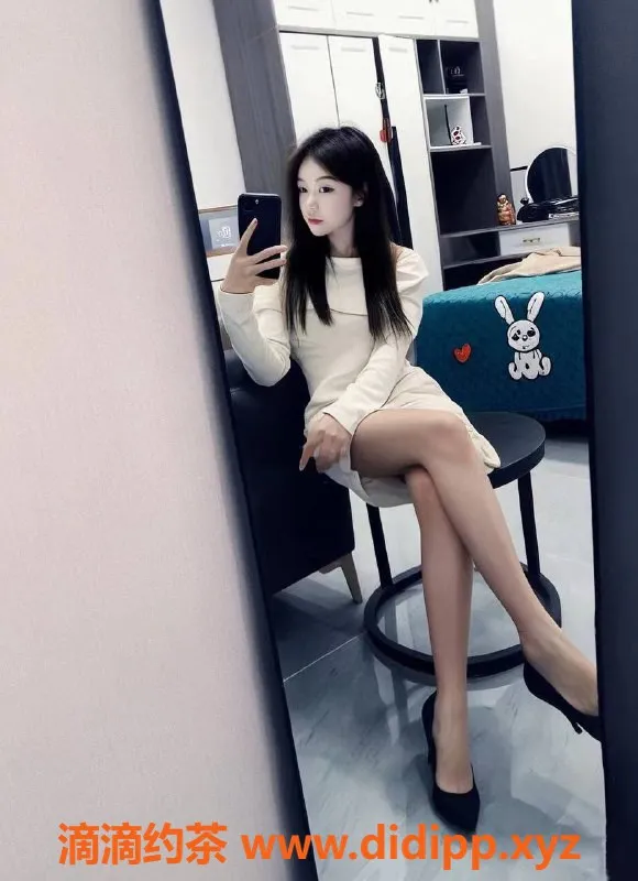 成都楼凤-成都困困19岁，身高164，体重100，服务550元