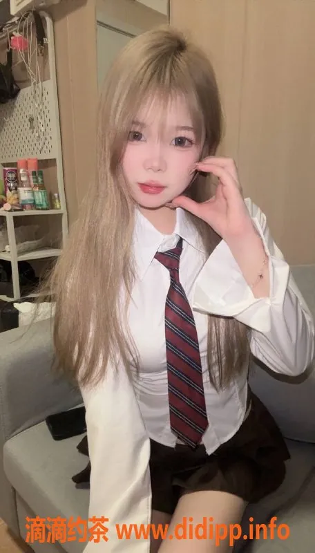 深圳楼凤资源信息,龙华露露 163cm B杯 2000元超值体验