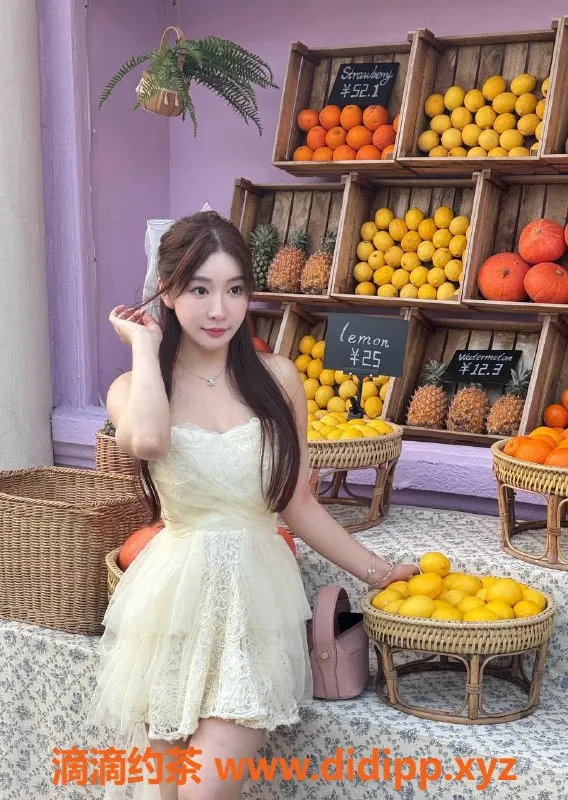 深圳楼凤-深圳萌萌，2500元舌吻服务体验