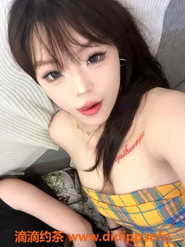 成都楼凤-金牛区小u，特惠7p，嫩妹服务来袭