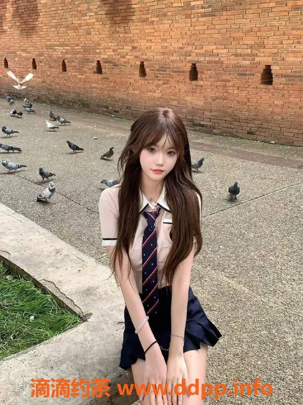 深圳楼凤-福田程程，嫩妹可包夜，超值享受！