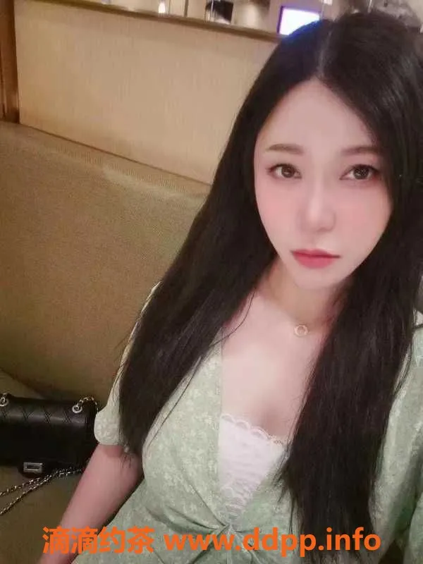 广州楼凤-广州白云妹琪，24岁，161cm，36D，400元茶水