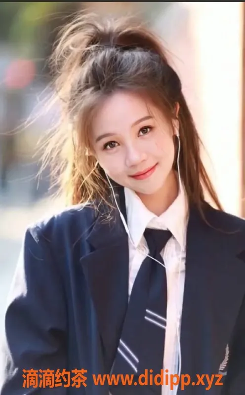 厦门楼凤-苏苏 电报老师优质服务，身材火辣