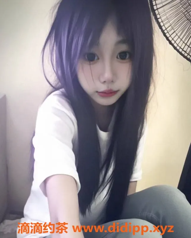 北京上门服务-朝阳小红165cm 48kg 百子湾千元档嫩妹