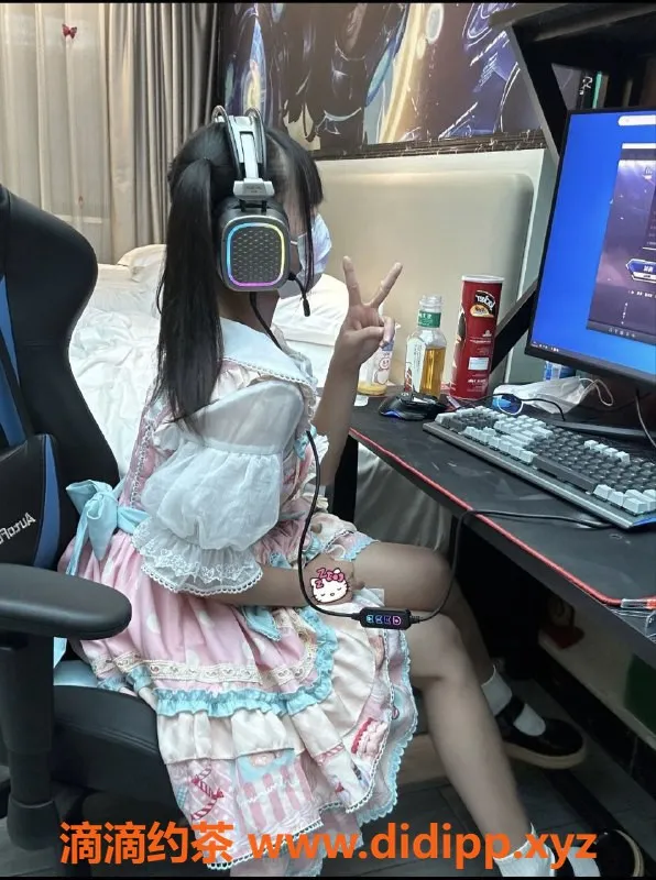 深圳楼凤-深圳福田悲伤小狗，18岁34C只要2000