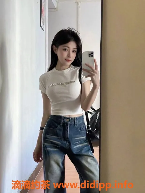 广州楼凤-白云潮媚凉少妇，600p美颜服务等你体验