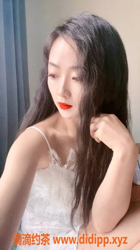 杭州楼凤-拱墅地区亲民艺人梓萱等你来！