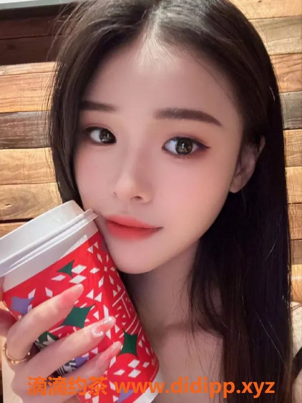 深圳楼凤资源信息,南山叶子老师，800元69制服服务！