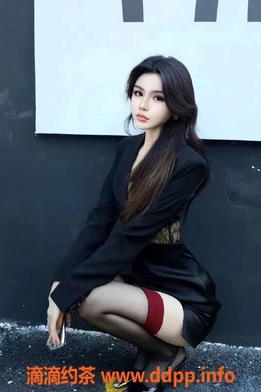 北京楼凤-朝阳三里屯伊琳，肤白貌美大长腿！