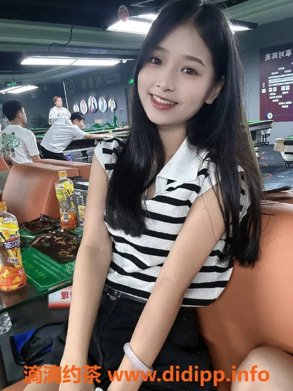 深圳楼凤-宝安可欣，嫩妹外出服务，价位合理