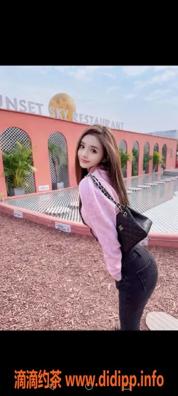 杭州楼凤-杭州雨晨 21岁162cm A4腰 D罩杯 卓越体验