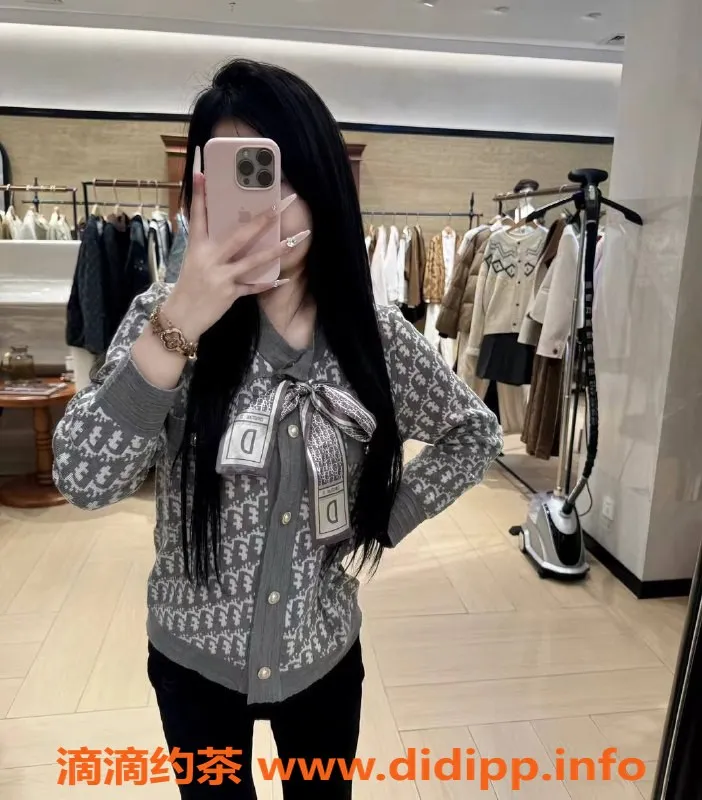 深圳楼凤-宝安西米嫩妹，私聊特惠等你来嗨！