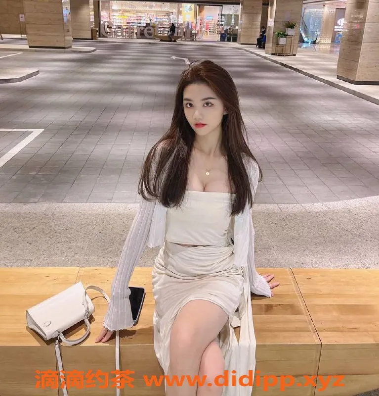 上海楼凤资源信息,浦东小呆，168身高，49体重，1400起价