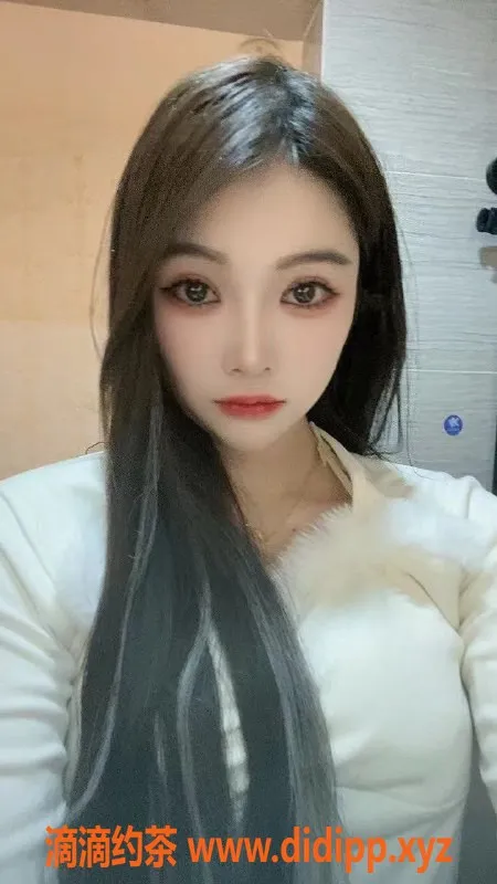 深圳楼凤资源信息,龙华多多，900元课费的优质体验