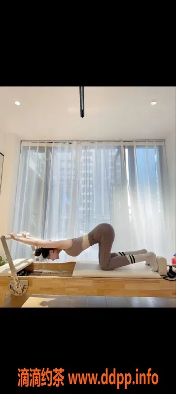 深圳楼凤-深圳福田小脾气，22岁长腿妹子，1500元起