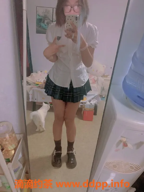 杭州上门服务-拱墅嫩妹小糯糯，巨乳大长腿，高性价比