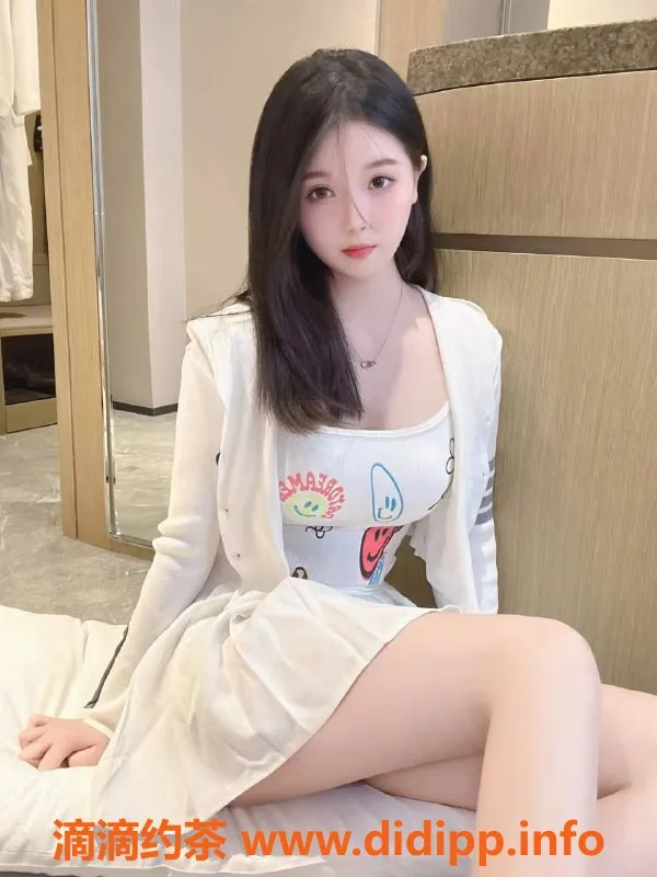 武汉楼凤-安可：青春活力的美丽伴侣，私密服务全体验