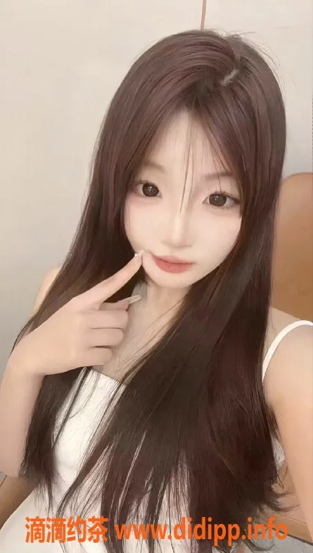 厦门楼凤-集美小陶，年轻嫩妹简单服务69元