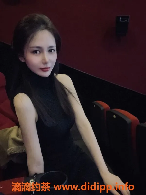 深圳楼凤-龙岗小雅，1500p私密服务，超值体验！