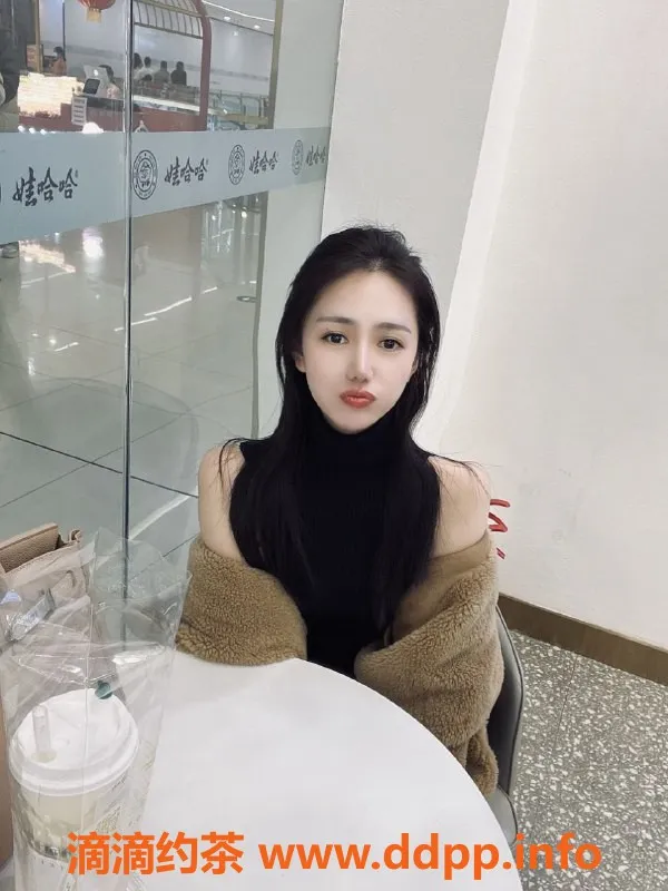 深圳楼凤-龙岗小雅，1500p私密服务，超值体验！