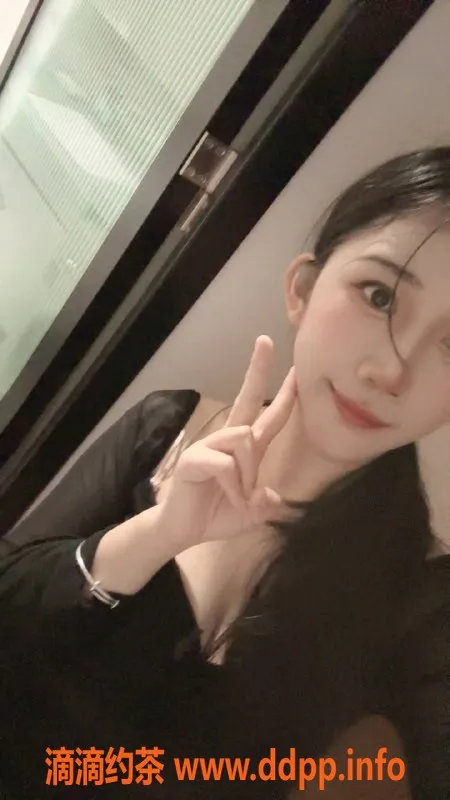 深圳楼凤-罗湖小灵茜，千元蛇吻服务，女友感十足