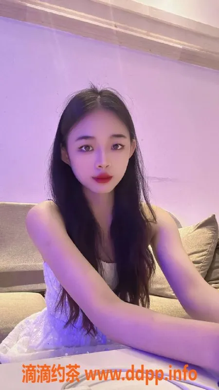 成都楼凤-成华区小花19岁嫩妹 瘦身材A+胸 性价比高