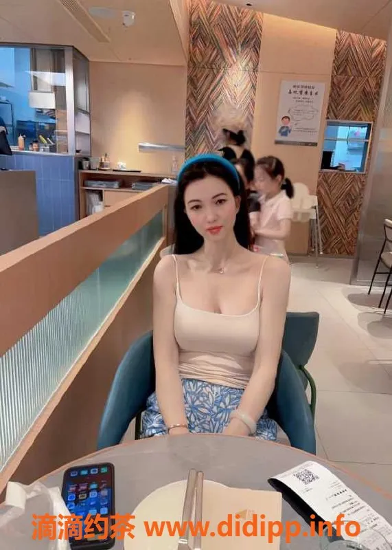 广州楼凤-天河晨晨 28岁 170cm 53kg 36C 400起