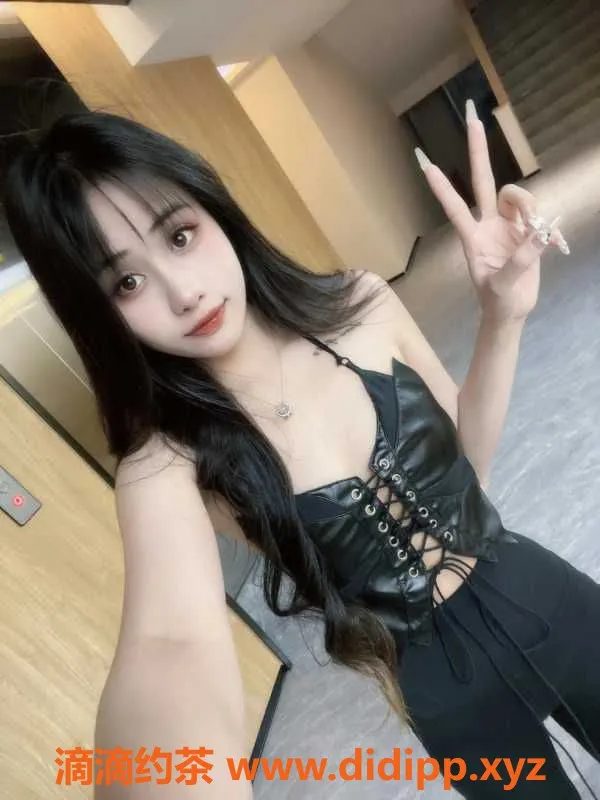 广州楼凤-荔湾新人喜佳，23岁，165cm，34C，欢迎体验！