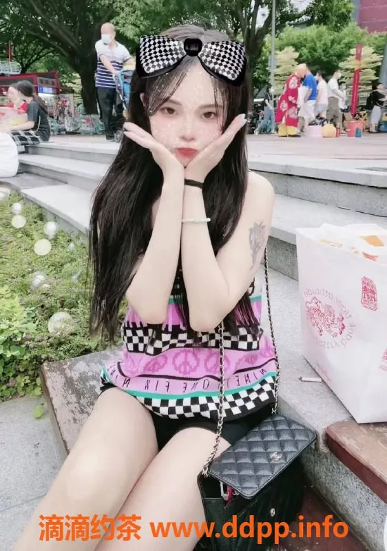 厦门楼凤-湖里区KK，6张真实照片，优质服务等你来体验！