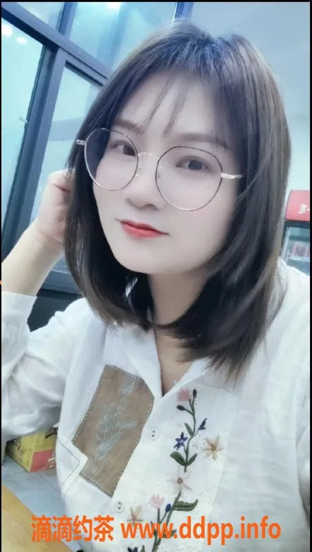 长沙楼凤-雨花区翠翠，400元享受贴心服务