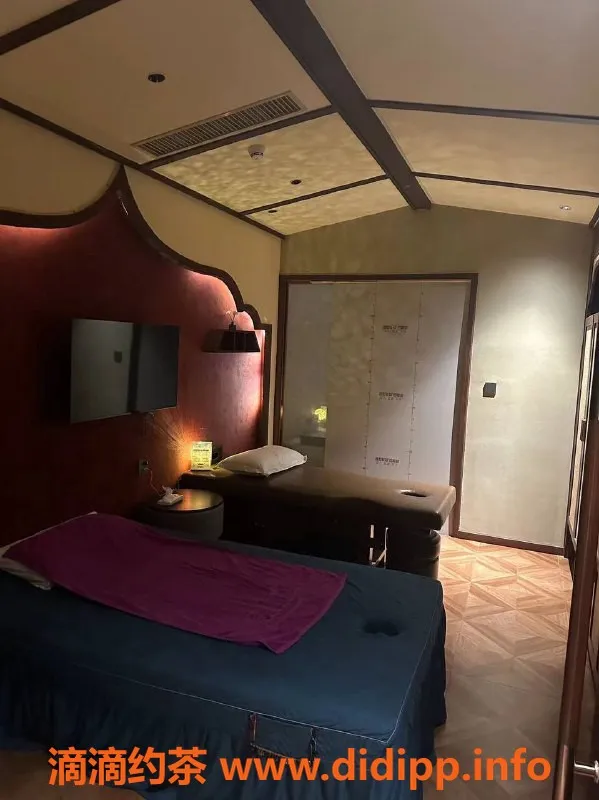 佛山spa会所-珠海香洲全裸口爆会所，服务多样，陪浴按摩任你选择