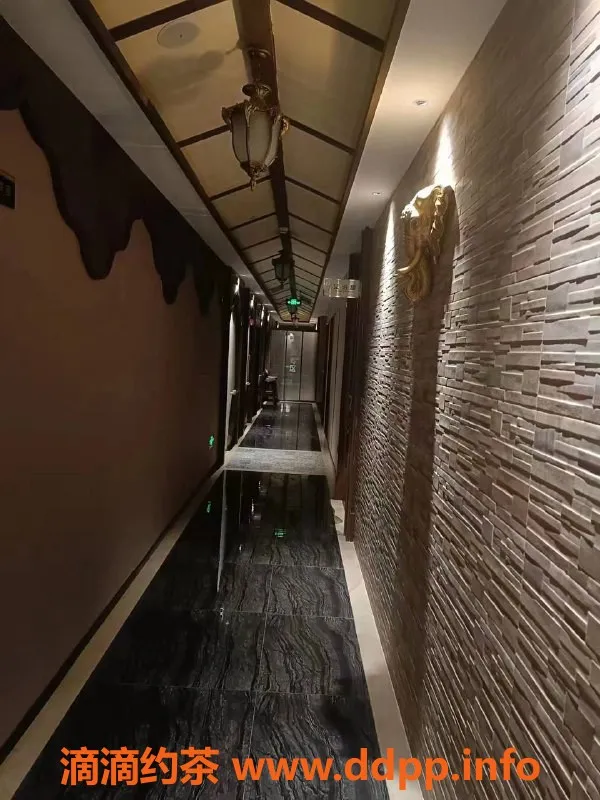 佛山spa会所-珠海香洲全裸口爆会所，服务多样，陪浴按摩任你选择