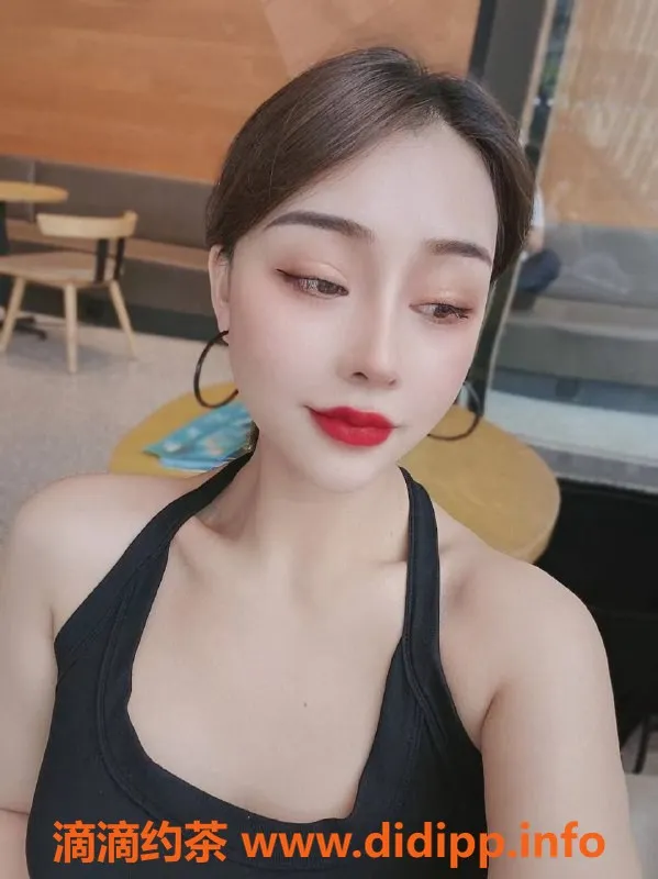 厦门楼凤-思明区云公子，20岁已验女神等你来约