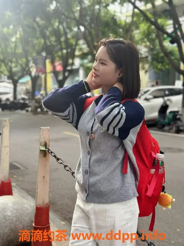 成都楼凤-青羊区嫩妹阿花，5p体验等你来尝试