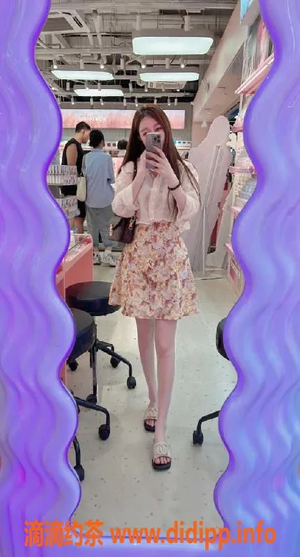 广州楼凤-天河性欲强骚妹丽丽，26岁36D只需600