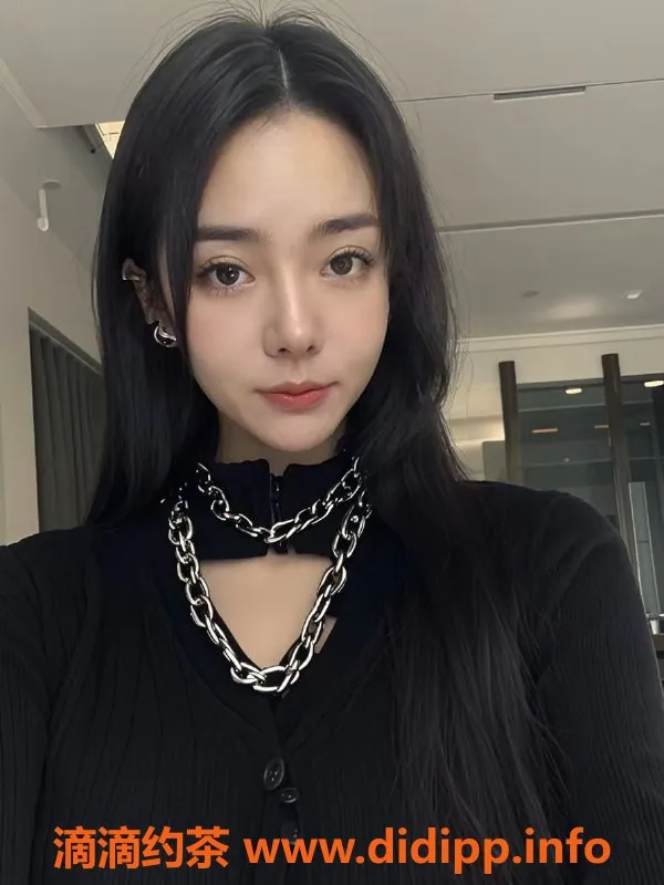 北京楼凤-彩虹丰台陪浴女郎，舌吻胸推超爽！