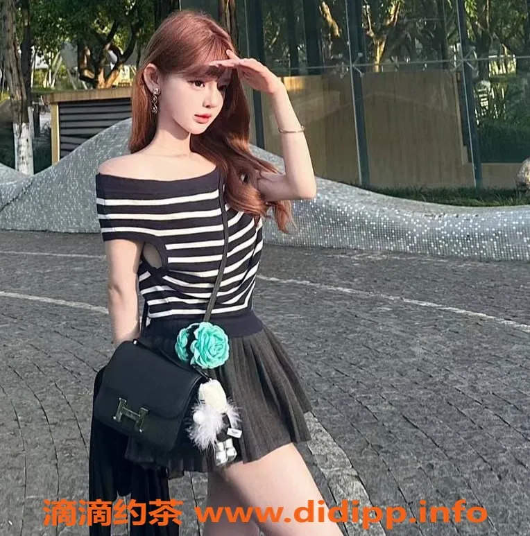 上海楼凤资源信息,黄浦蓝诗词，172长腿肤白嫩妹仅需2000P